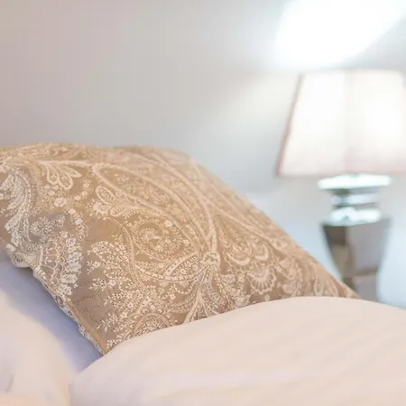 Anton Lägenhet *